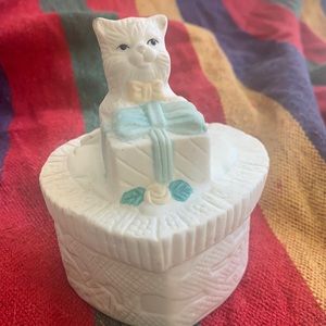 Vintage cat trinket box❤️